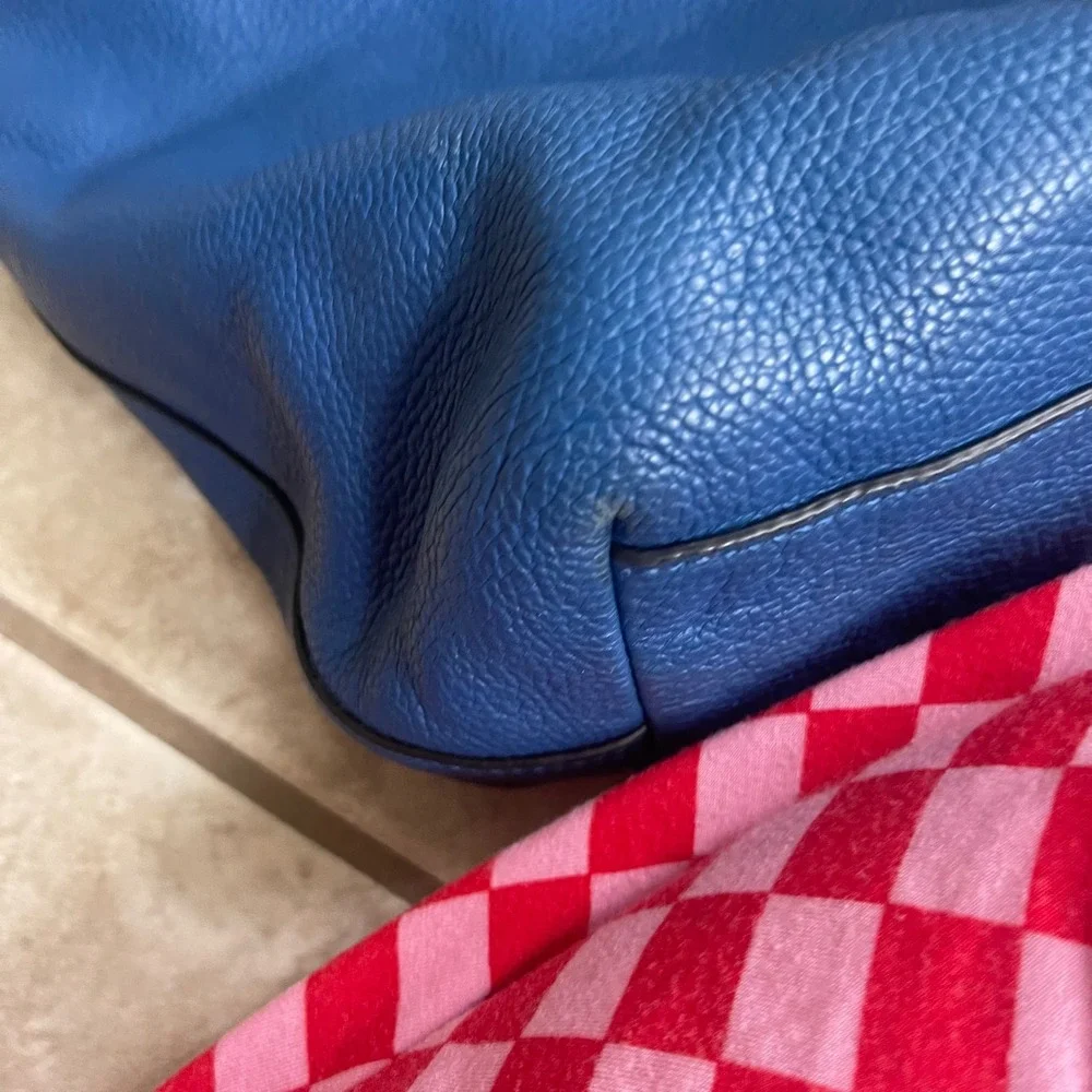 Coach Cobalt Blue Pebbled Leather Tote Bag Large Shoulder Bag  no hang tag